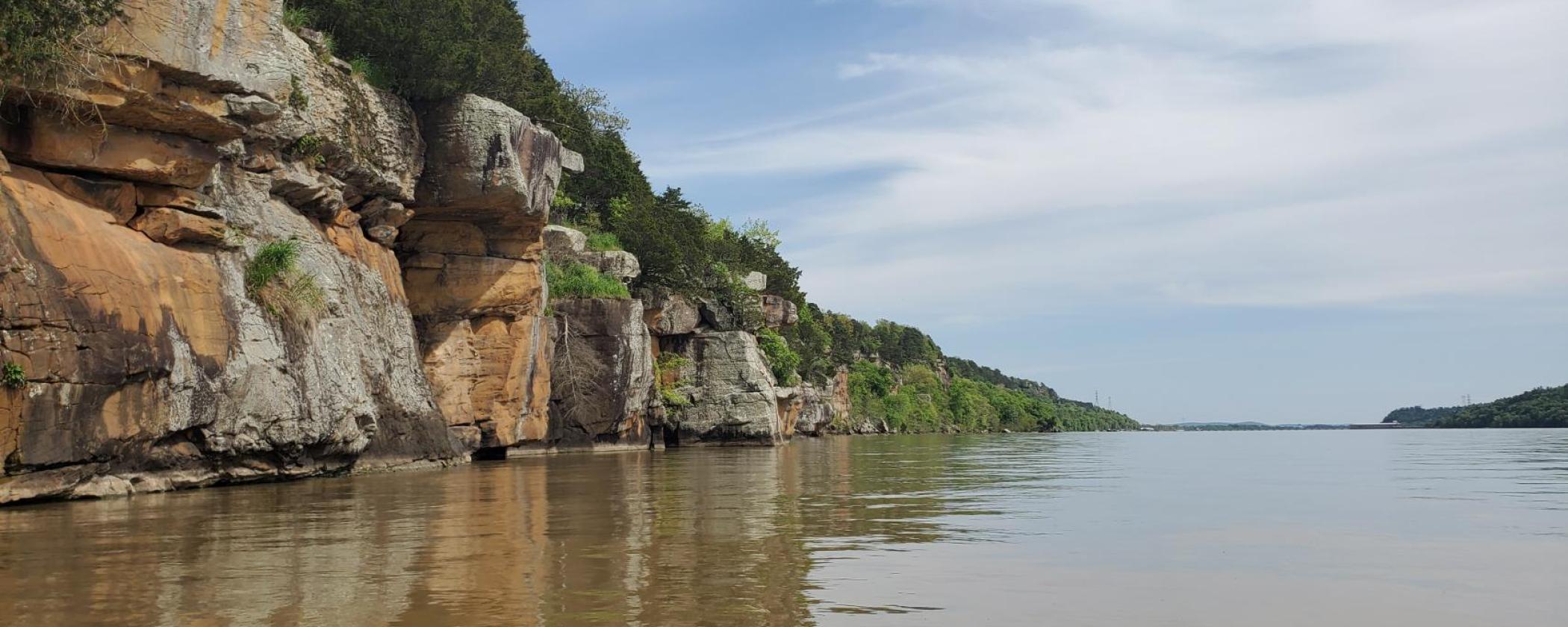 Video Cruising Lake Dardanelle Arkansas State Parks